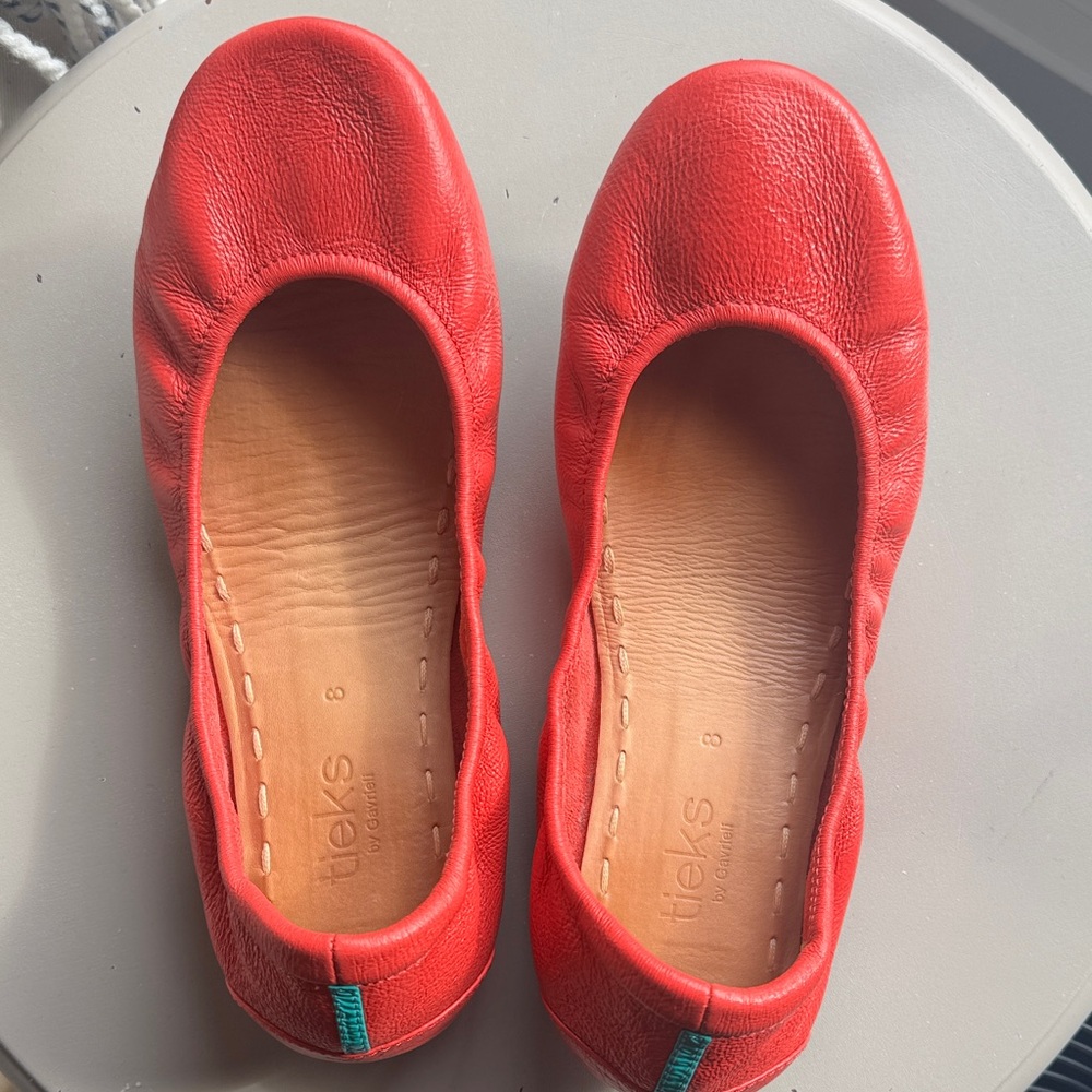 Tieks POPPY Red Leather Flats - Picture 3 of 13